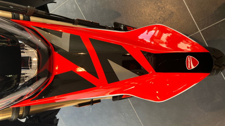 Ducati Hypermotard 698 RVE (24MY)